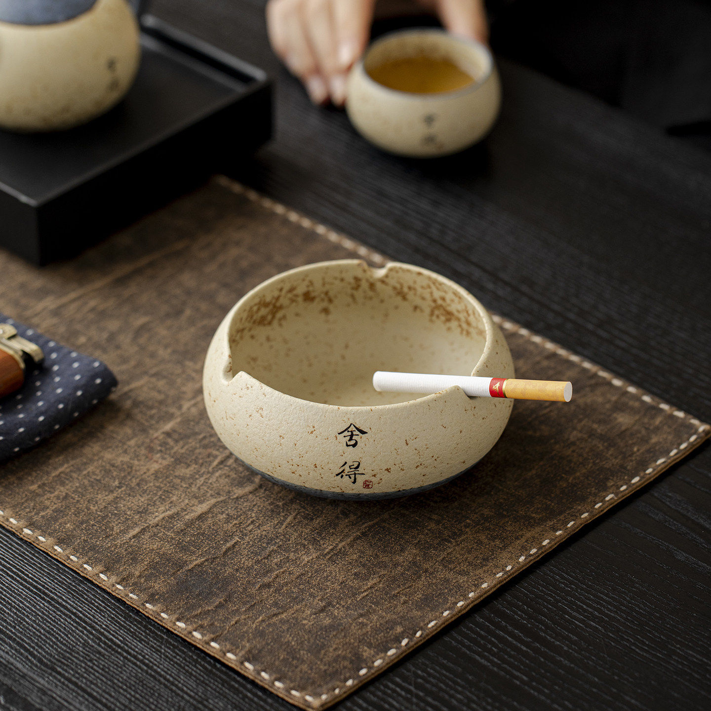 Ceramiczna popielniczka w kolo – Fire Starting Kit recenzja i cena