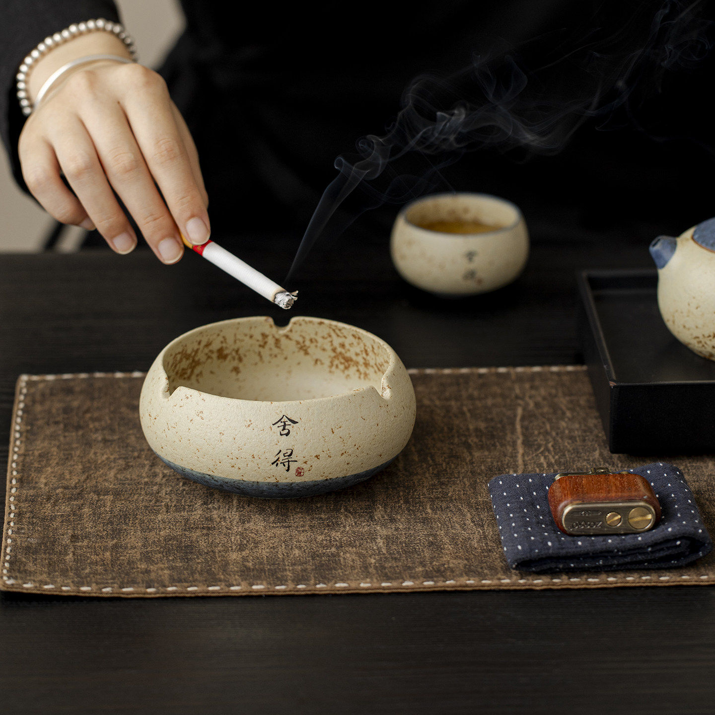 Ceramiczna popielniczka w kolo – Fire Starting Kit recenzja i cena