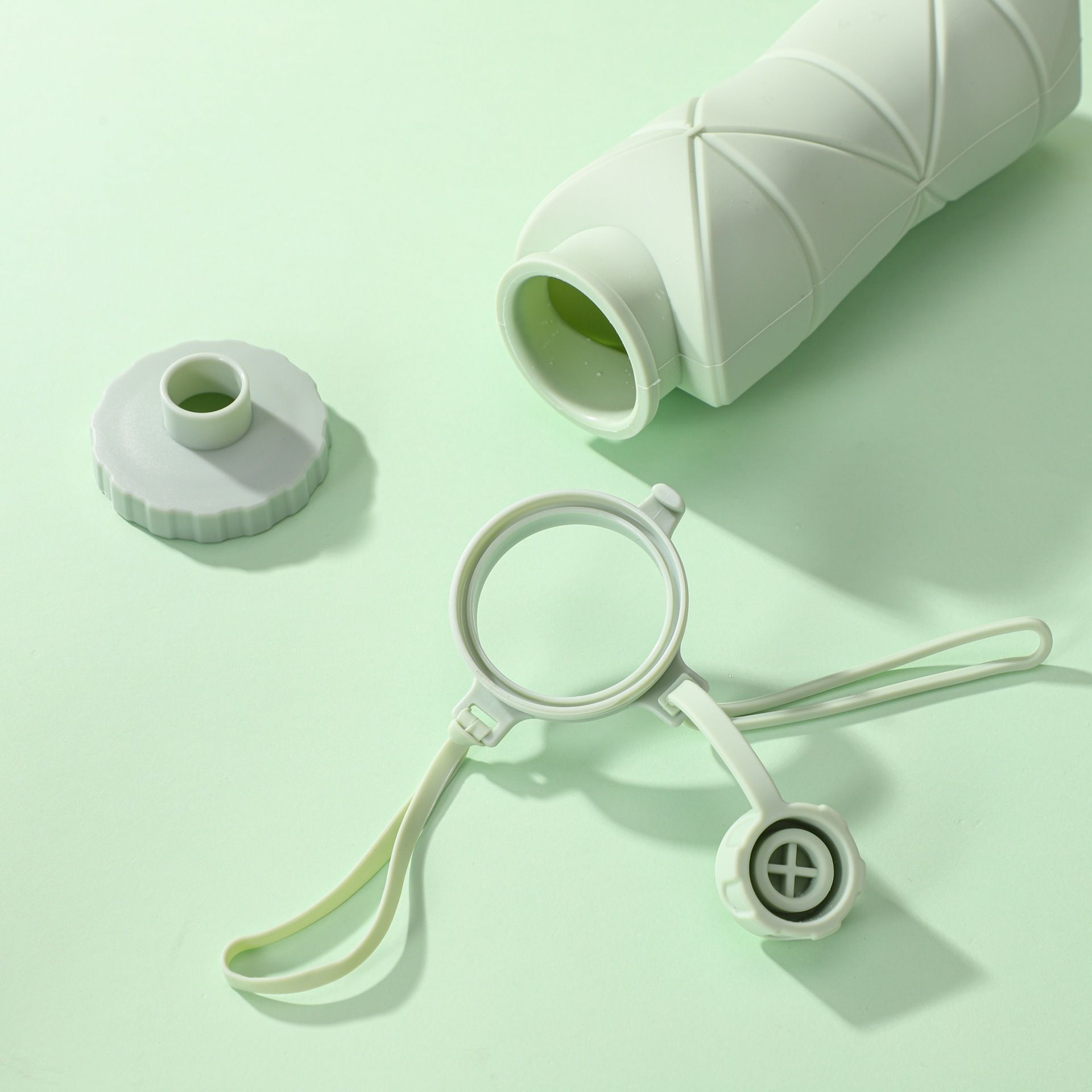 Silikonowy składany kubek na w – Water Bag Collapsible recenzja i cena