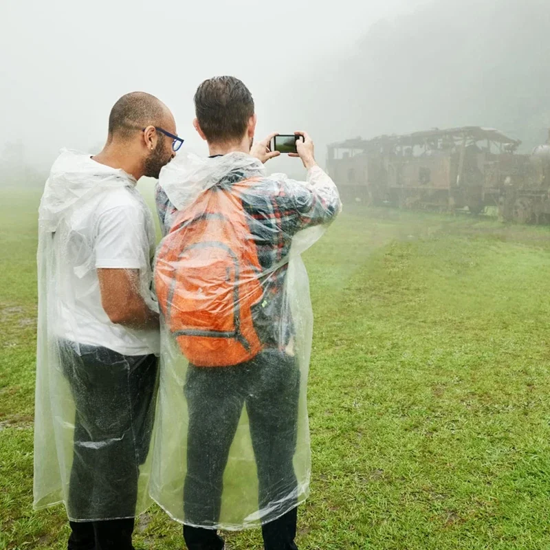 Jednorazowy wodoodporny płaszc – Emergency Poncho Rain recenzja i cena