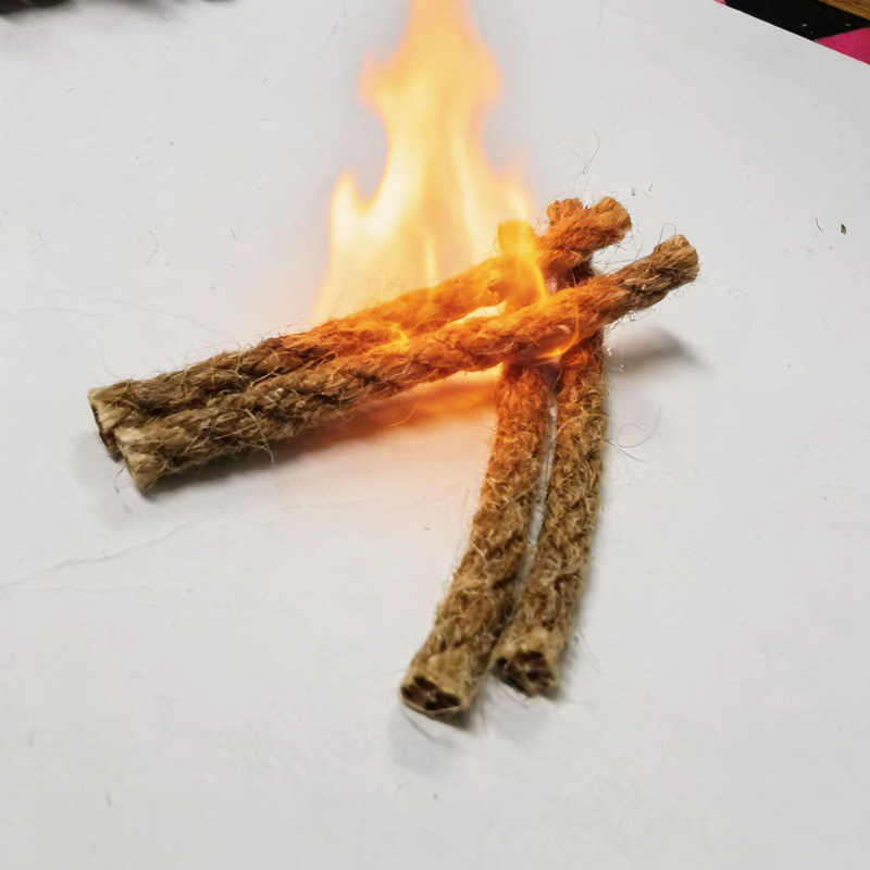 Przenośny rozpalacz ognia z mi – Fire Starting Kit recenzja i cena
